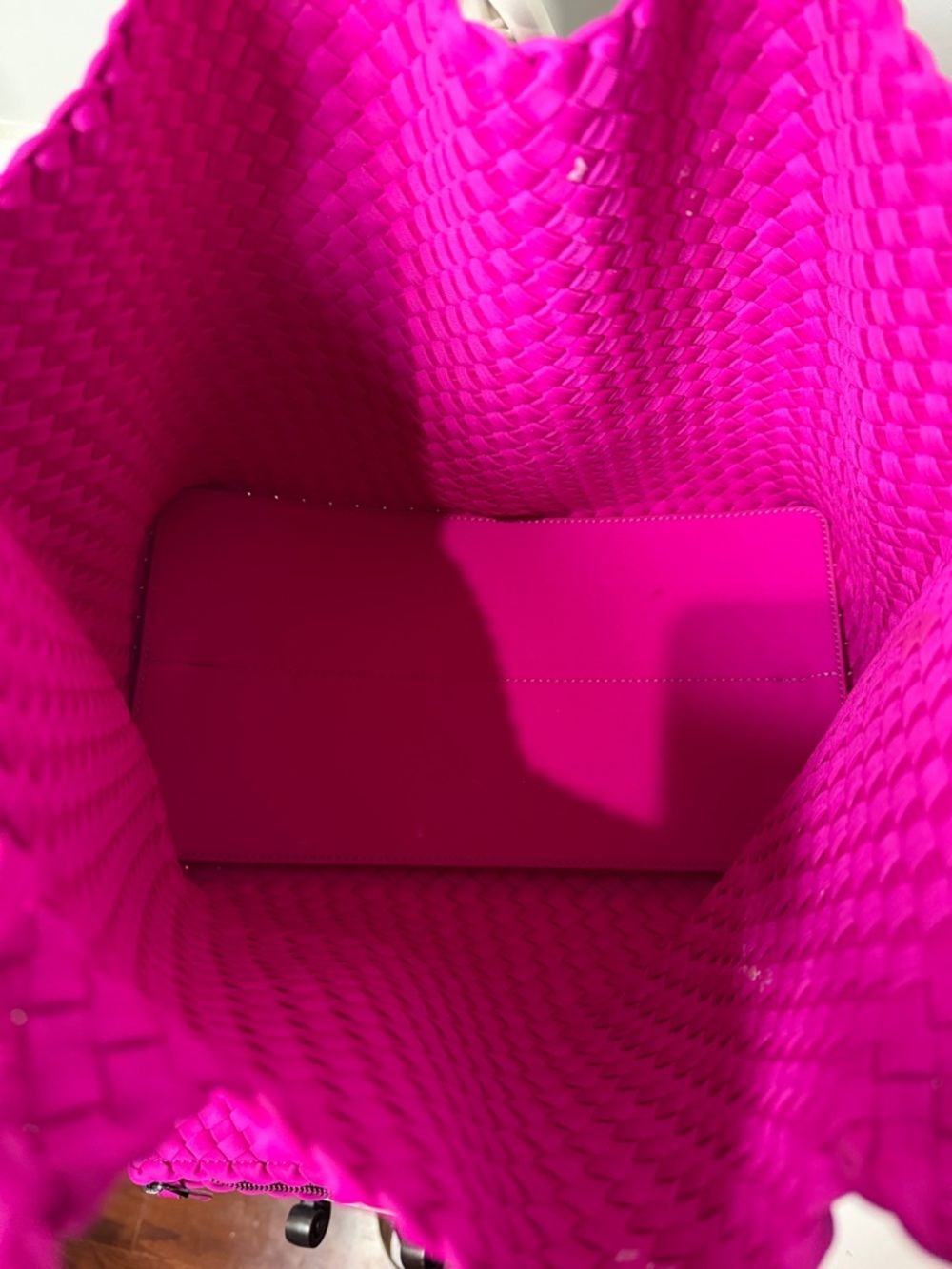Woven Tote Bag and Pouch Set - Fuchsia Pink - Picture 3 of 4